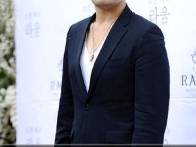 JK김동욱 윤석열 대통령 지지로 누리꾼과 설전 중