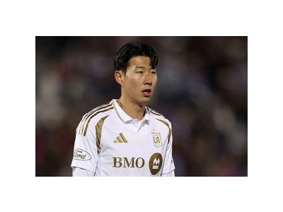 LAFC 오프시즌 결정들 팬들 반발 확산