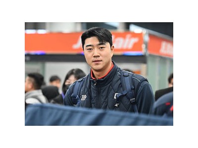롯데 스프링캠프부터 160km 필승조 목표로 나서